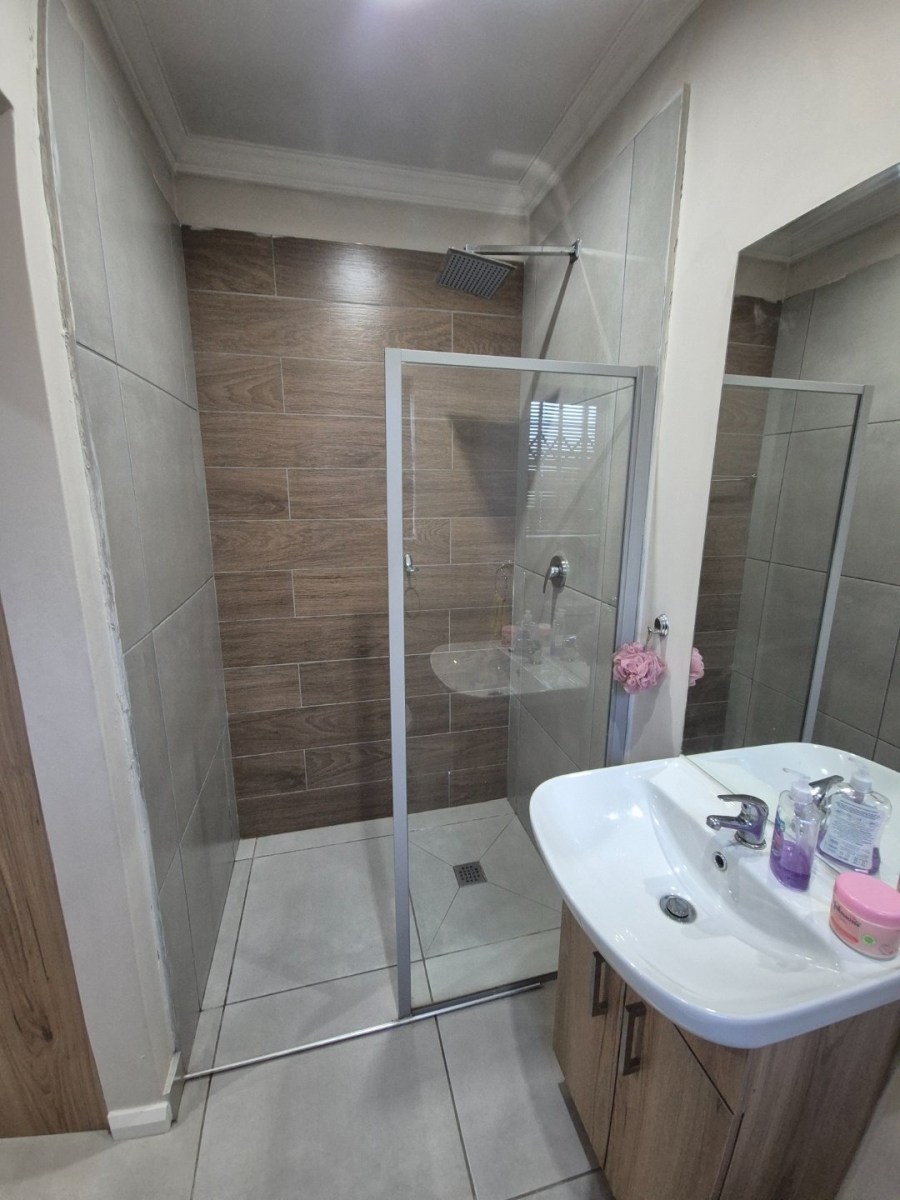 To Let 3 Bedroom Property for Rent in Fairview Eastern Cape